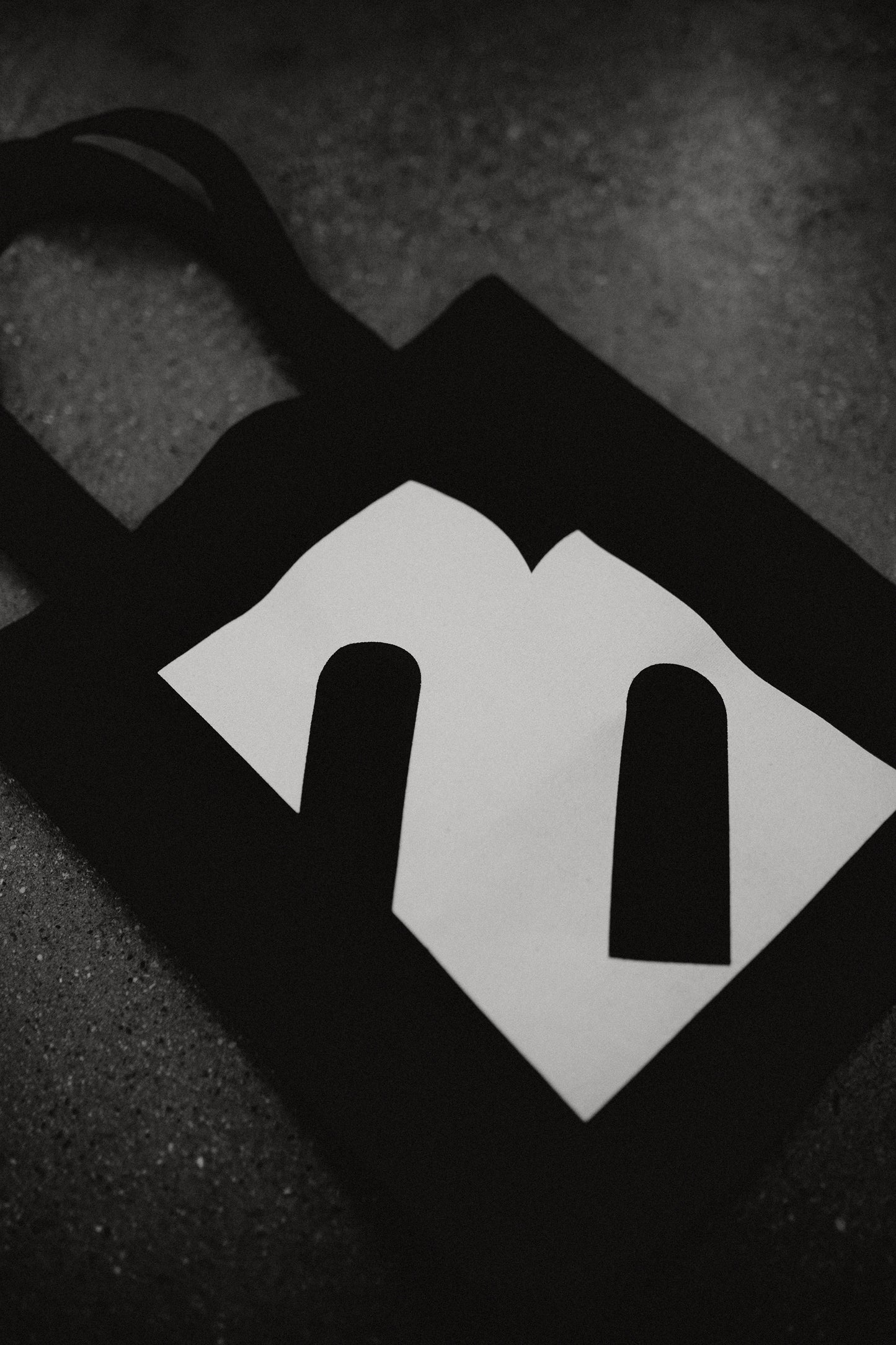 Abstract Letter B – Tote Bag schwarz
