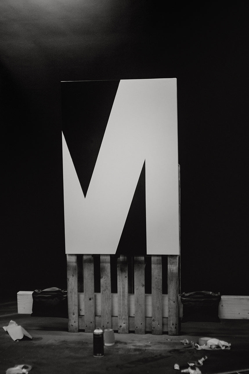 Abstract Letter M – Leinwand 80 x120 cm